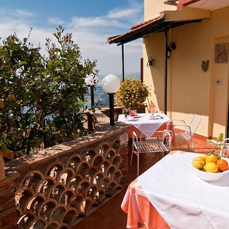 B&B U Palmentu Таорміна Екстер'єр фото