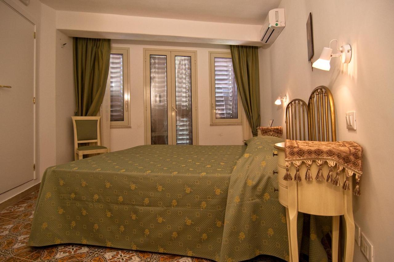 B&B U Palmentu Таорміна Екстер'єр фото
