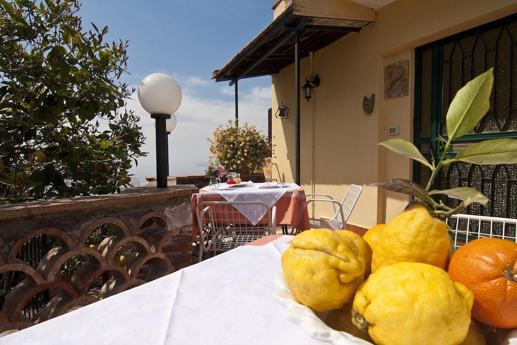 B&B U Palmentu Таорміна Екстер'єр фото