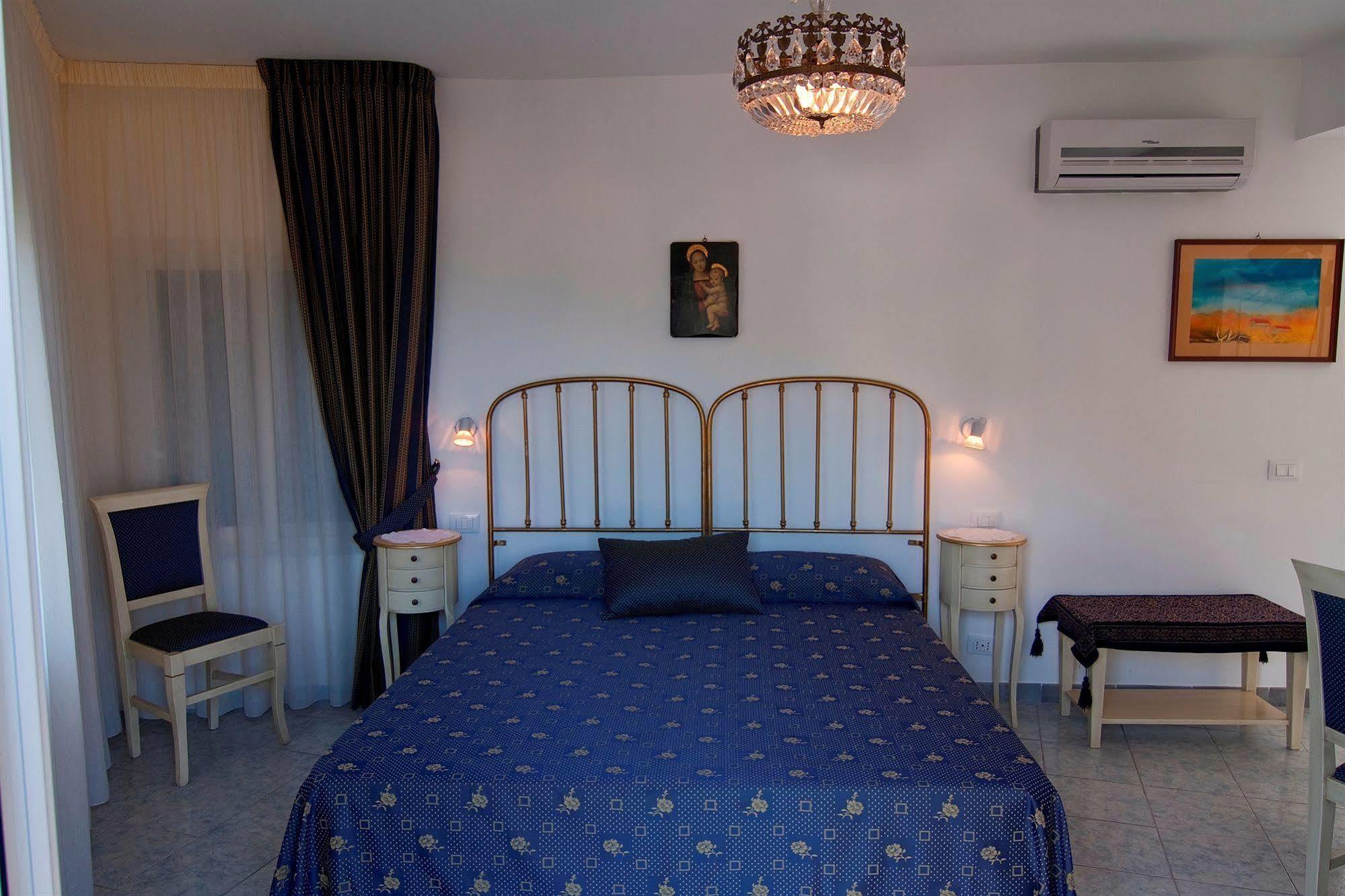 B&B U Palmentu Таорміна Екстер'єр фото