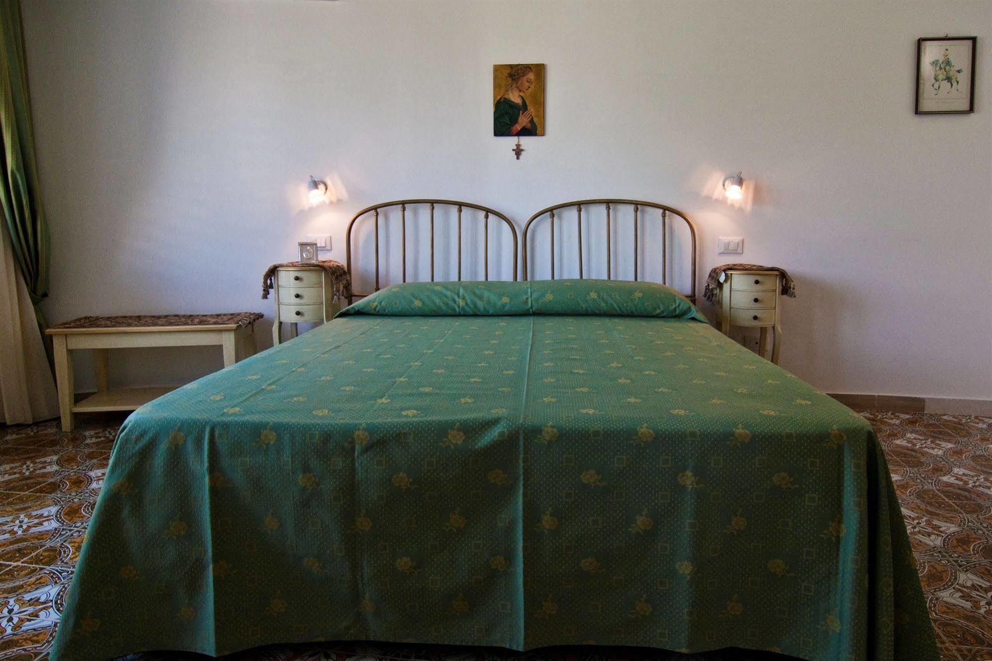 B&B U Palmentu Таорміна Екстер'єр фото